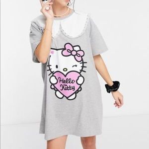 NWT women’s hello kitty top